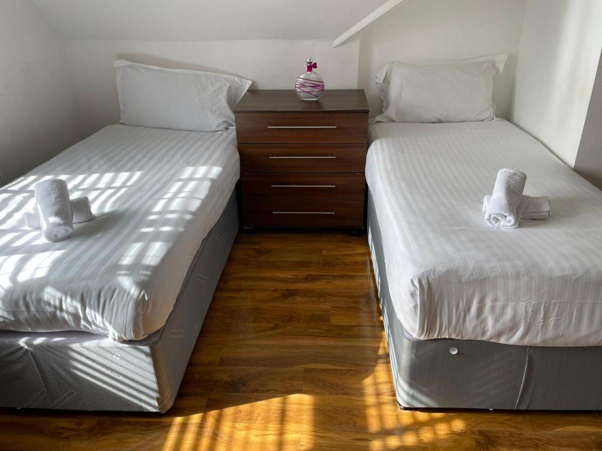 Sw16 Norbury Guesthouse ลอนดอน ภายนอก รูปภาพ