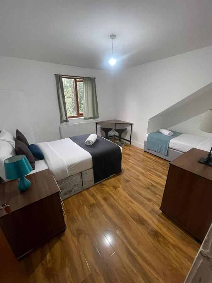 Sw16 Norbury Guesthouse ลอนดอน ภายนอก รูปภาพ